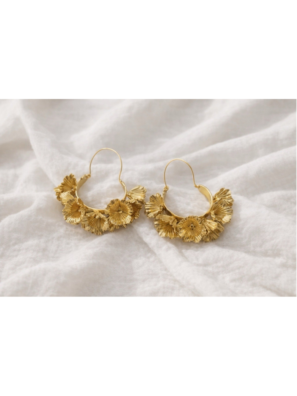 Zara Hoop Flower Earrings Gold Cradle Boho Garland Retro Bouquet Boho Statement